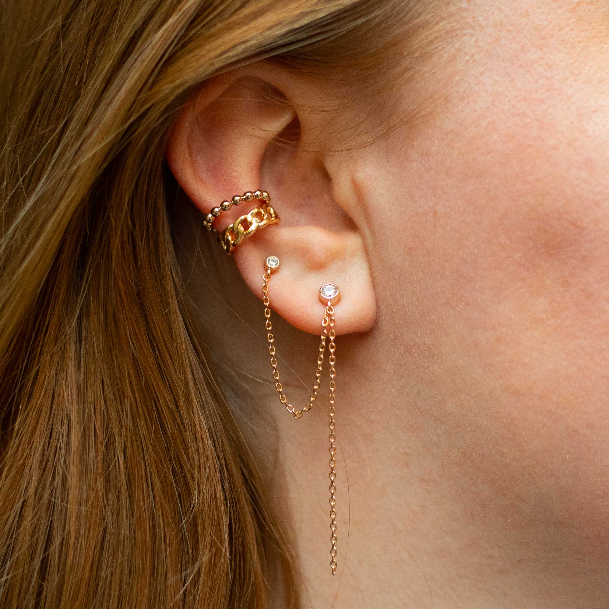 Boucles d'oreilles Berthe en chaîne or main image 1
