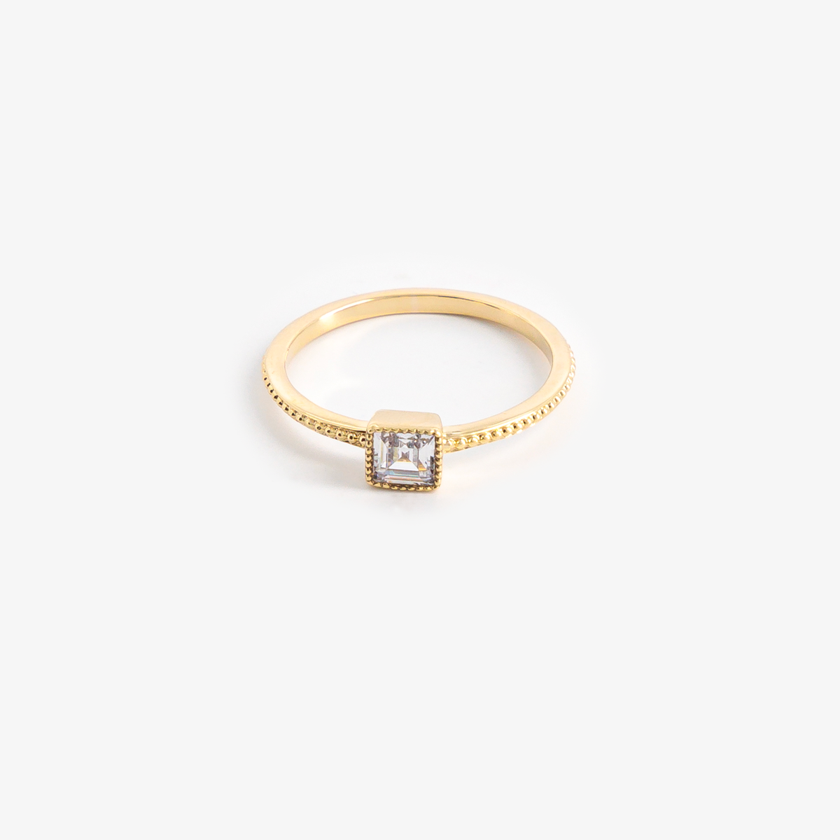 Gold-plated gemstone ring 