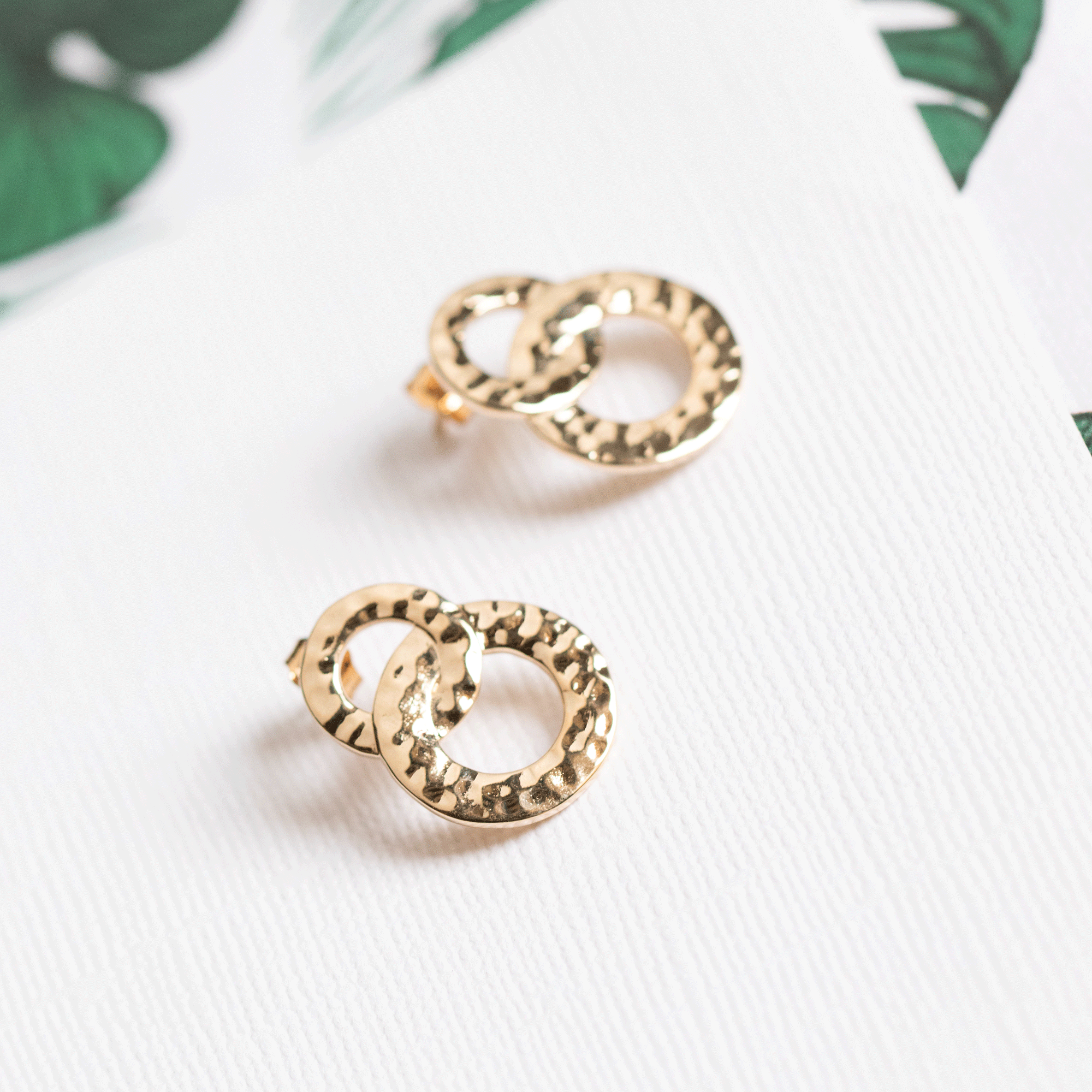 Inseparable earrings