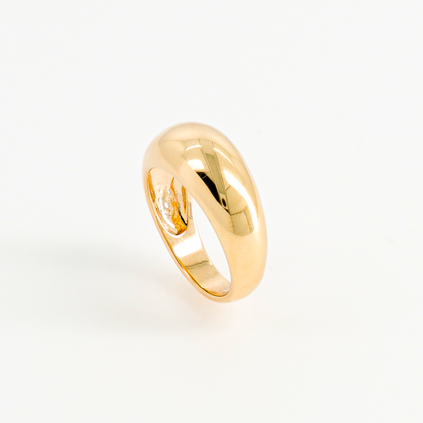 Side view of dome ring