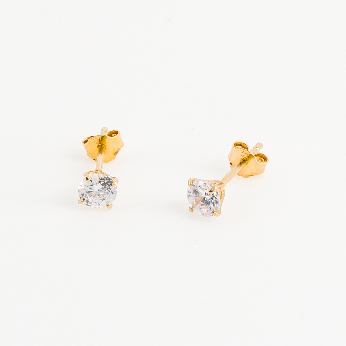 Side view diamond earring