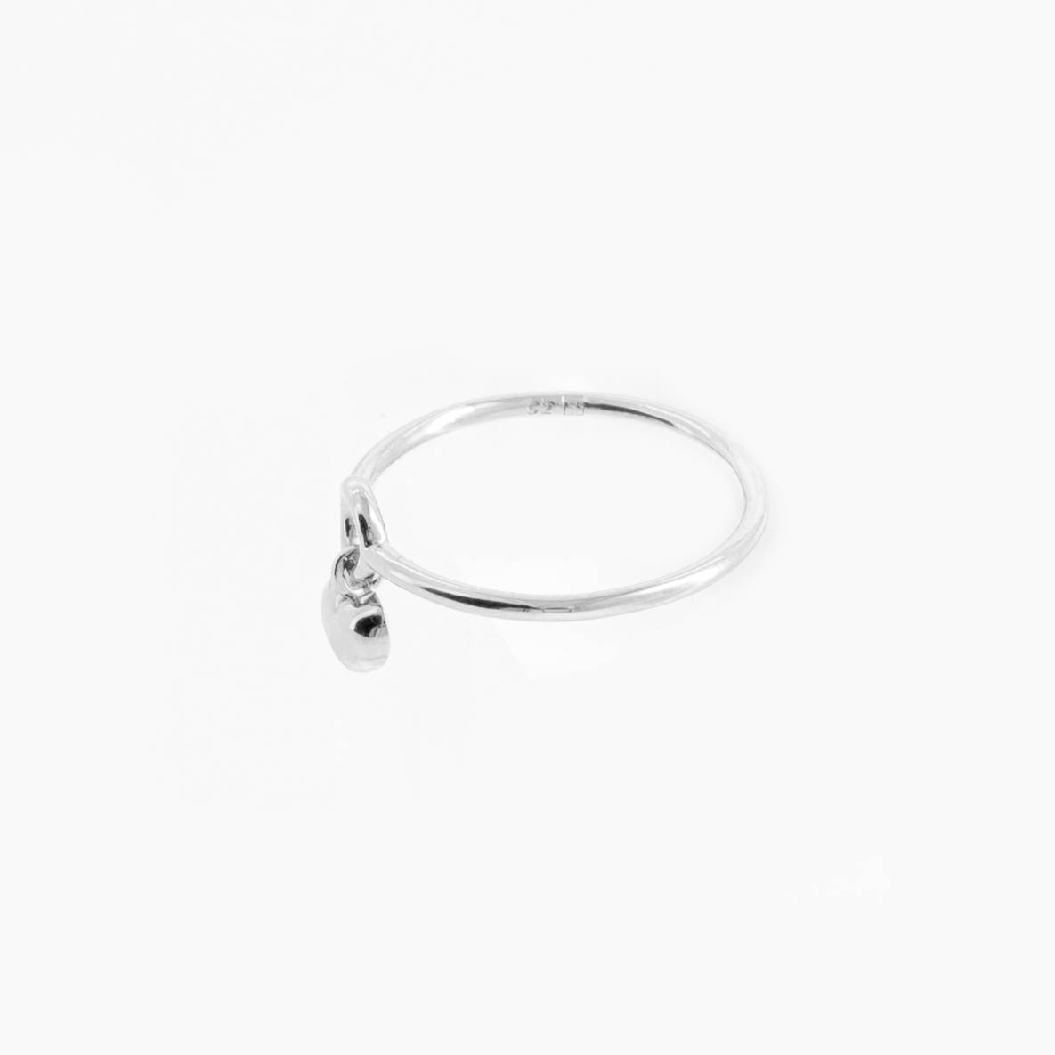 Bague coeur argent de profil