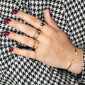 bague perles noires