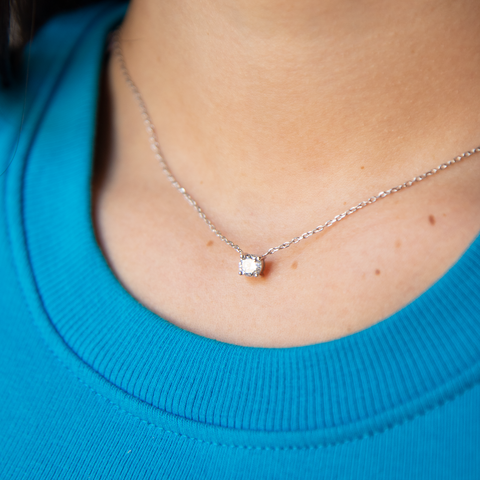 Collier argent zirconium vue portée