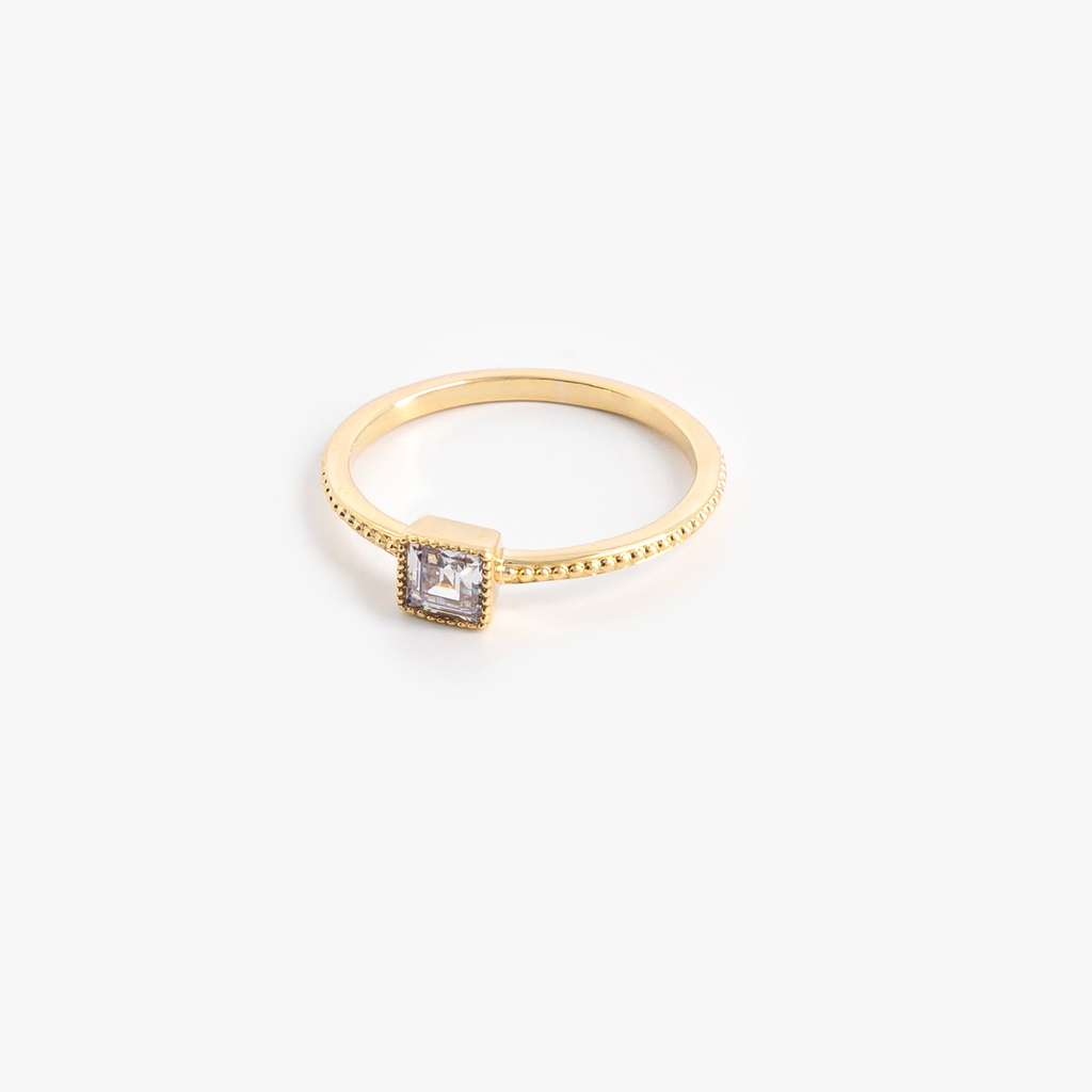 Bague pierre fine plaqué or 