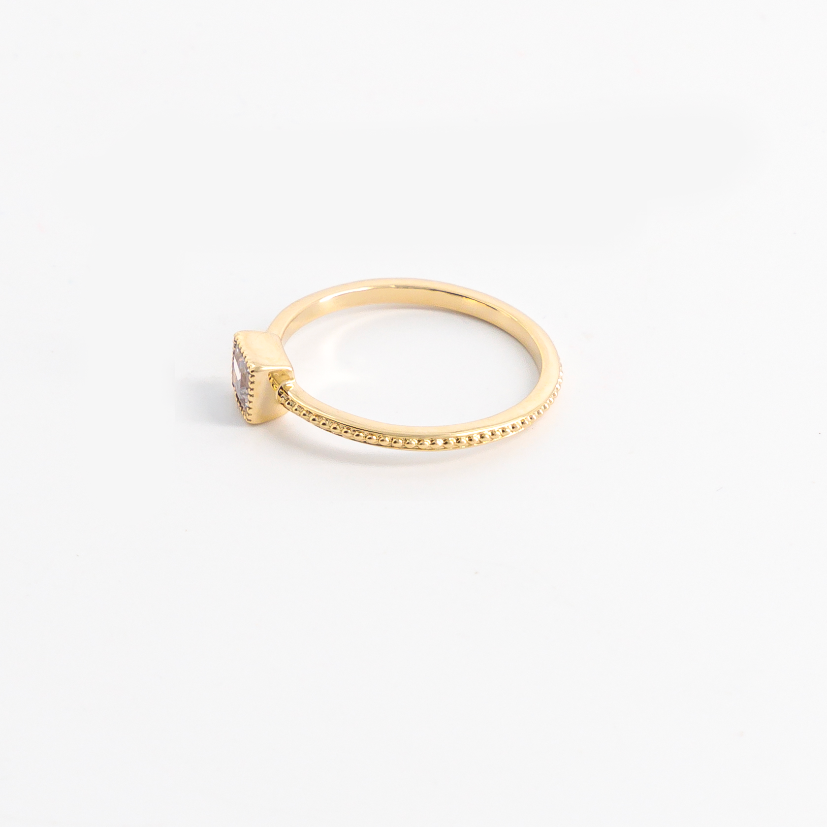 Bague pierre fine plaqué or 