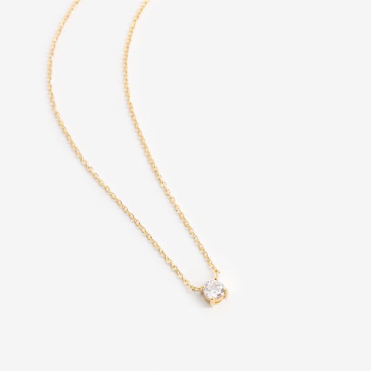 Collier oxyde de zirconium plaqué or