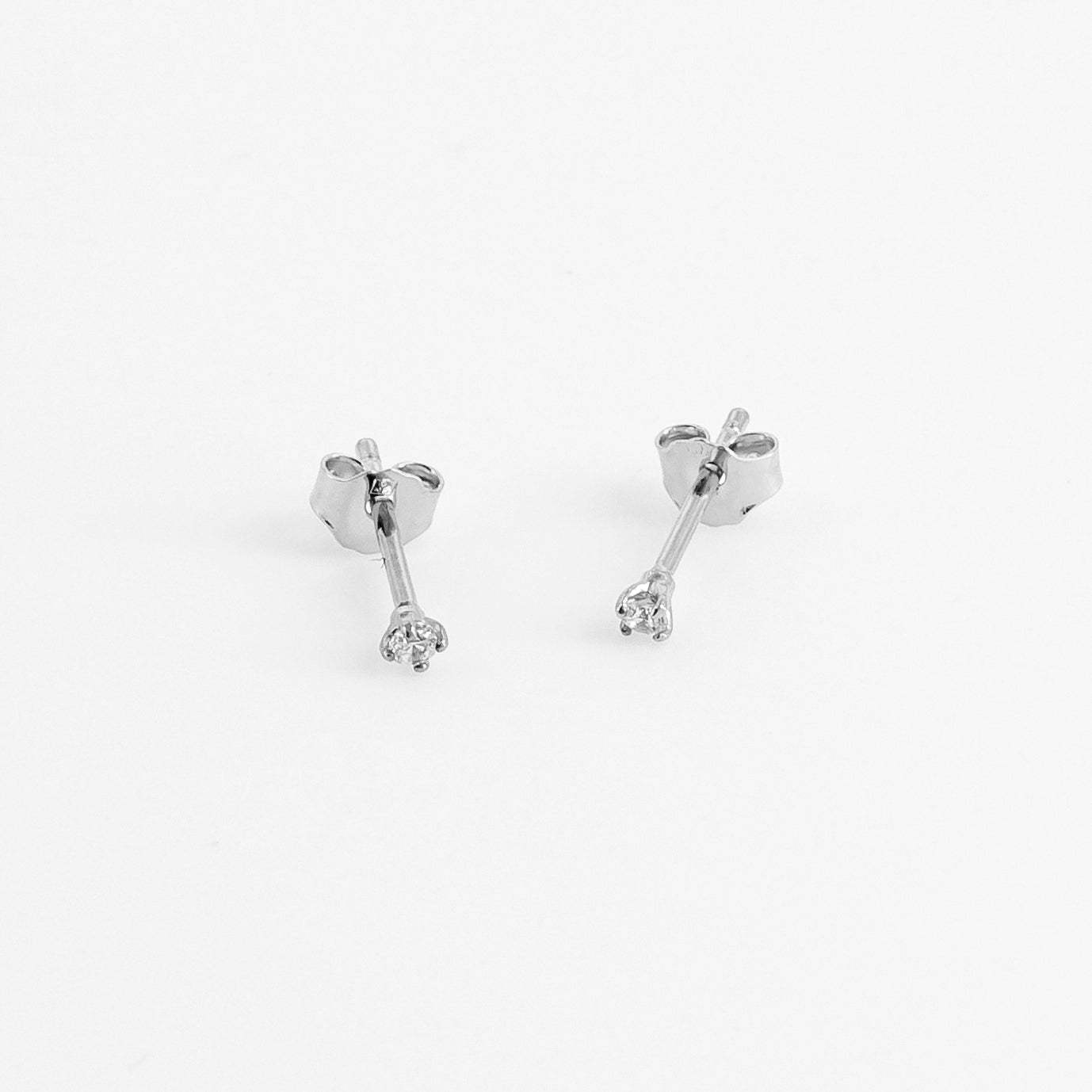 Boucle d oreille argent zirconium vue de face