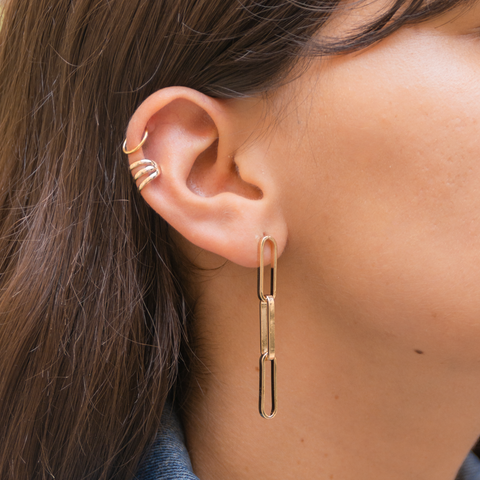 Boucles d'oreilles maillon chaine vue porté de profil